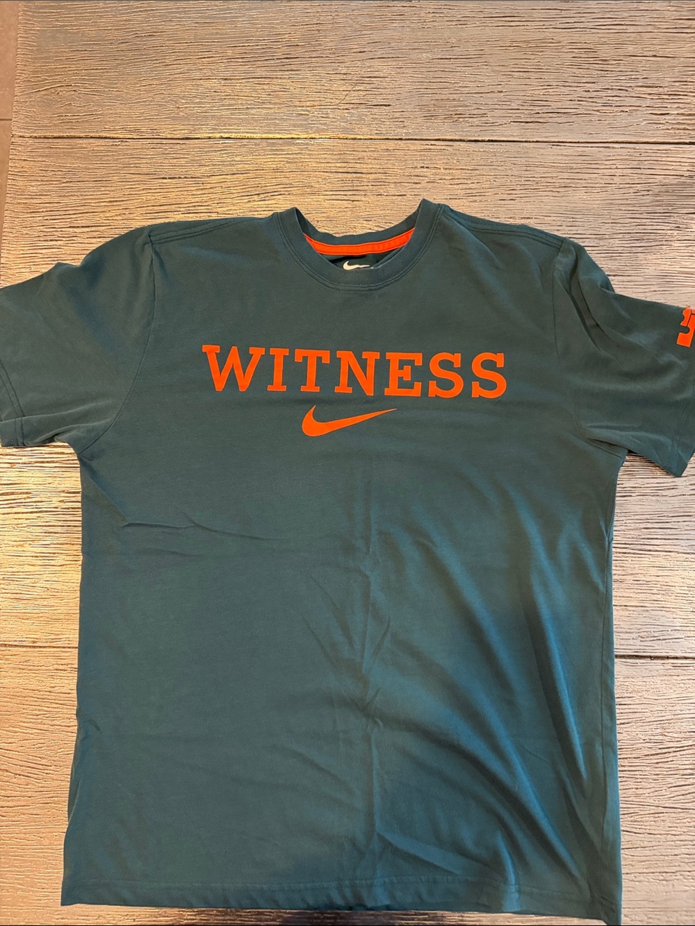 Nike Men's LeBron James 'WITNESS' Logo